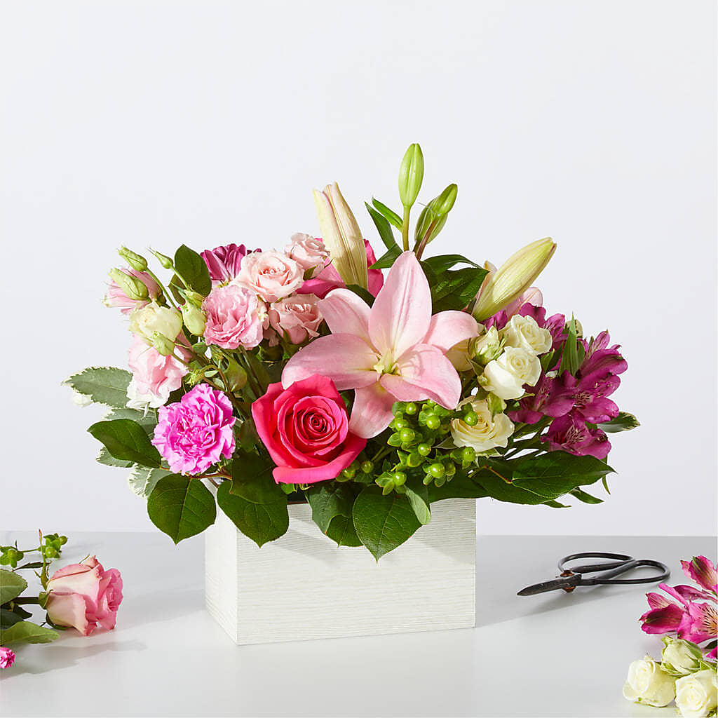Sweetberry Box – A Florist Original – Garden Of Eden Florist Inc, Coplay PA