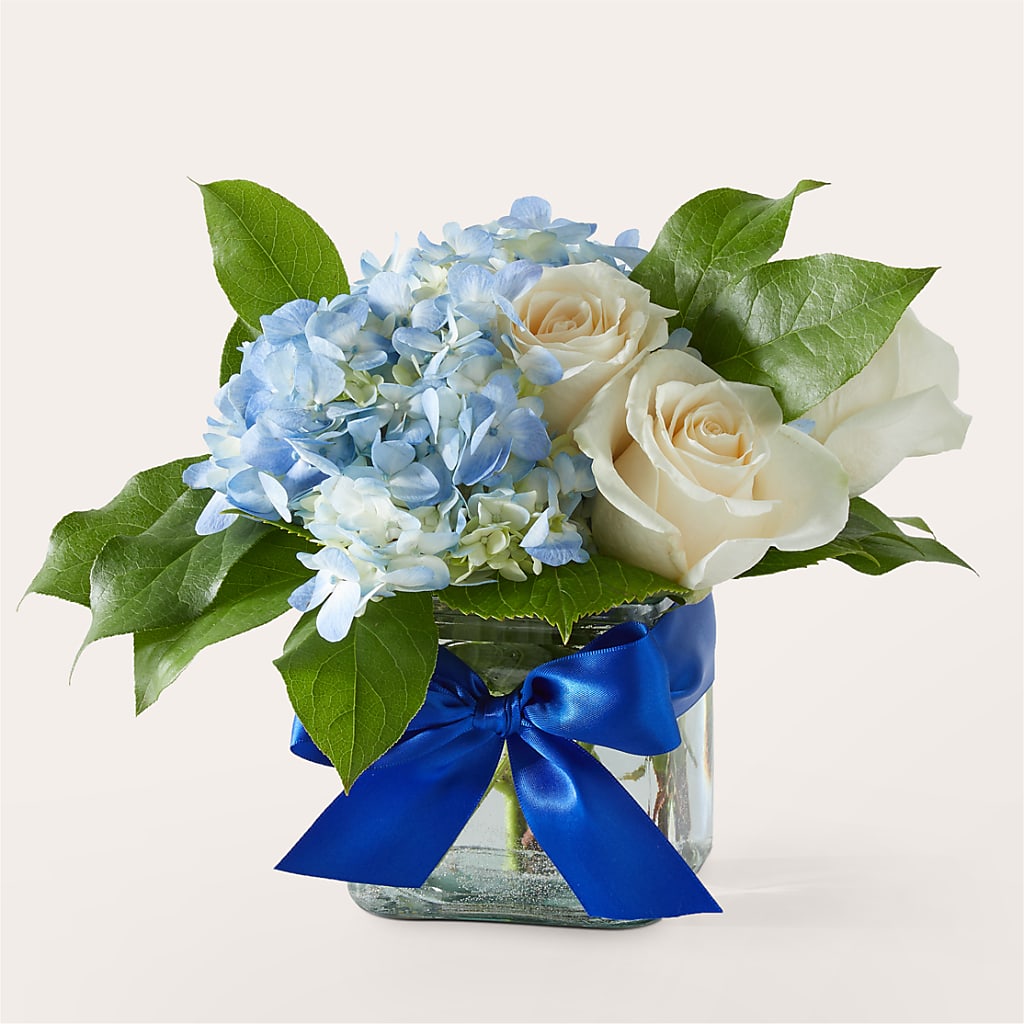 Sky Blue Delight Bouquet – Garden Of Eden Florist Inc, Coplay PA