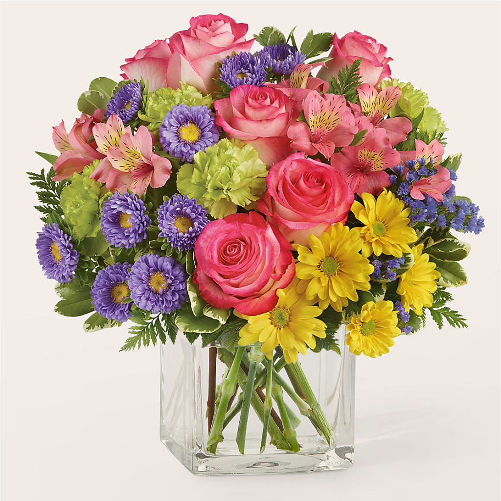 Candy Jar Bouquet – Garden Of Eden Florist Inc, Coplay PA