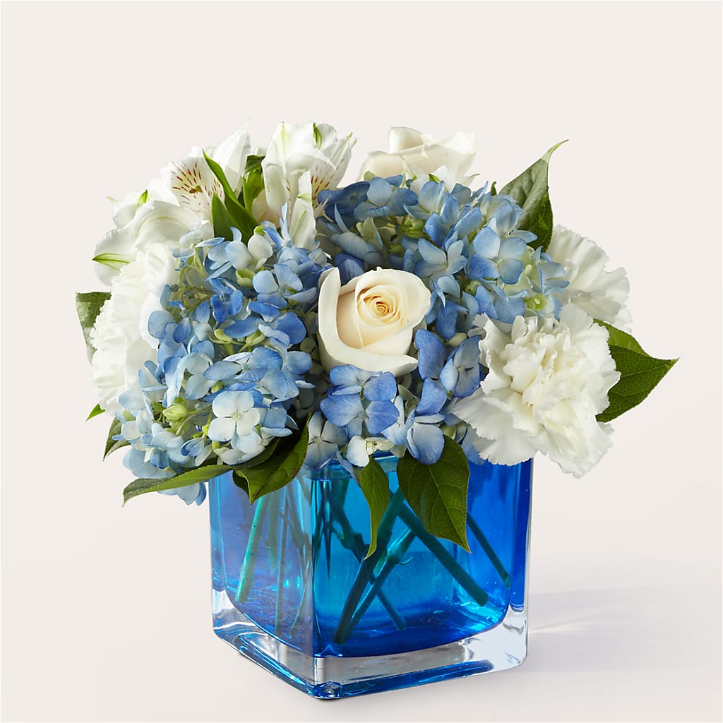 Soothing Waters Bouquet – Garden Of Eden Florist Inc, Coplay PA