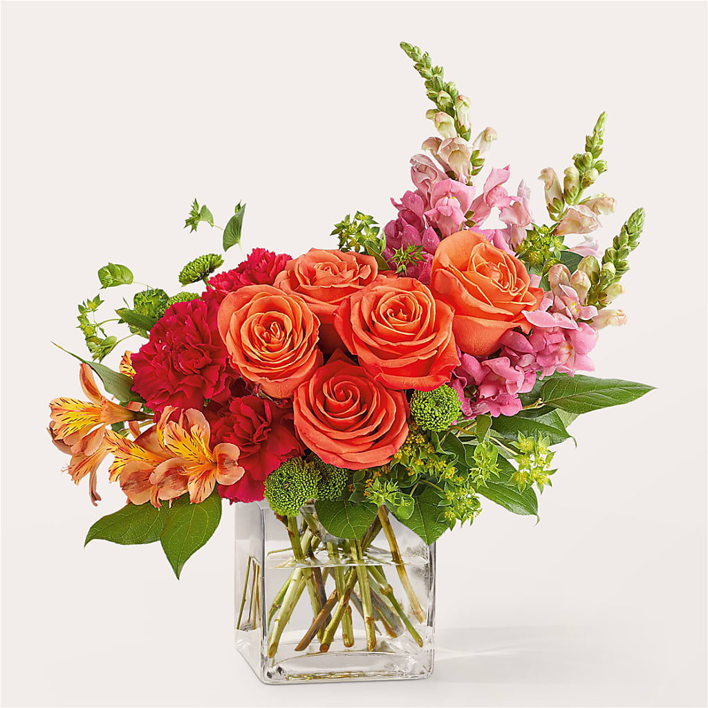 Cosmopolitan Bouquet – Garden Of Eden Florist Inc, Coplay PA