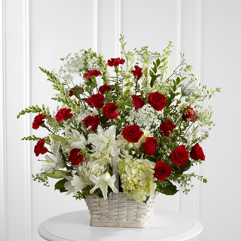 In Loving Memory Arrangement – Garden Of Eden Florist Inc, Coplay PA
