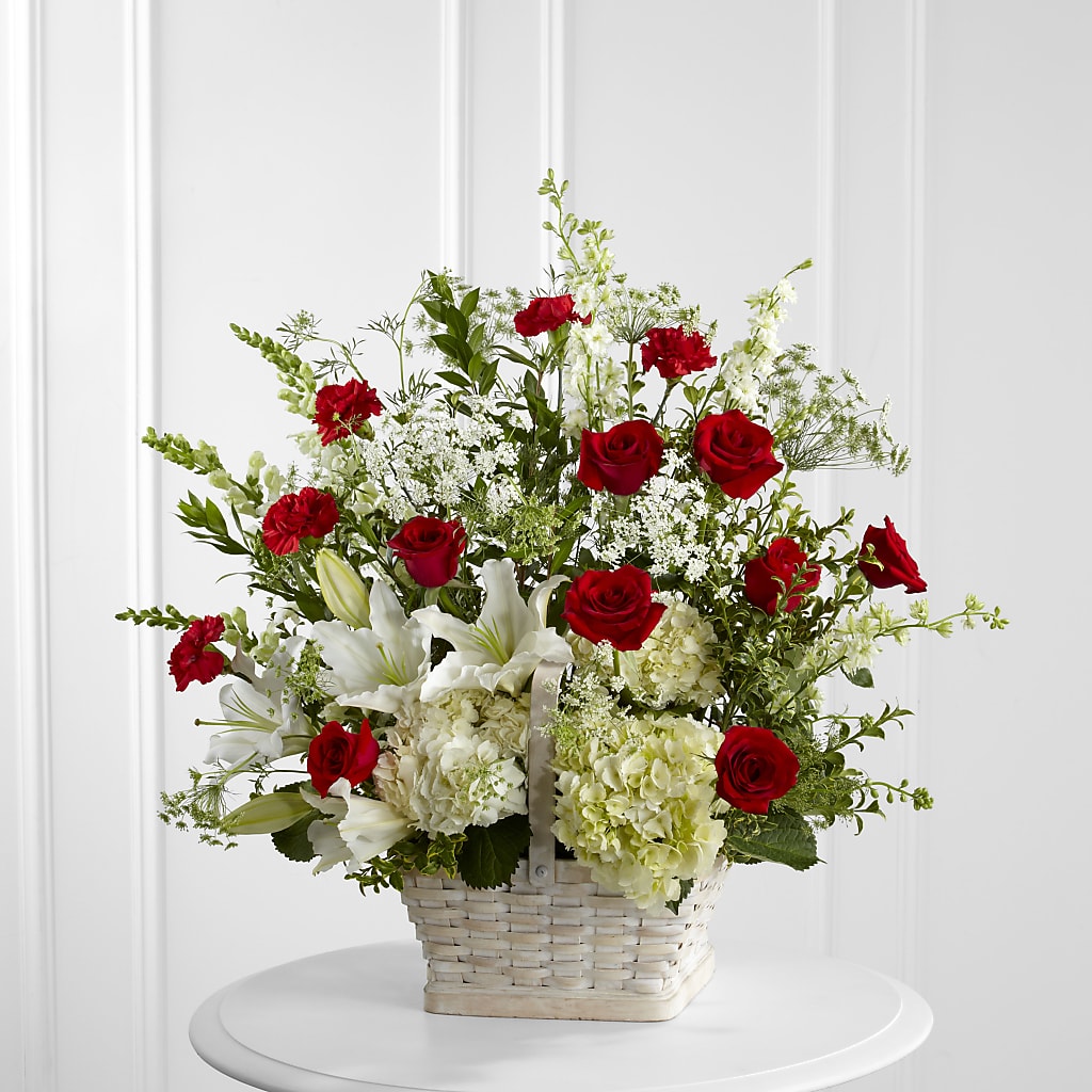 In Loving Memory Arrangement – Garden Of Eden Florist Inc, Coplay PA
