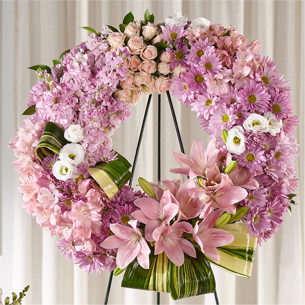 Gift of Warmth Wreath – Garden Of Eden Florist Inc, Coplay PA