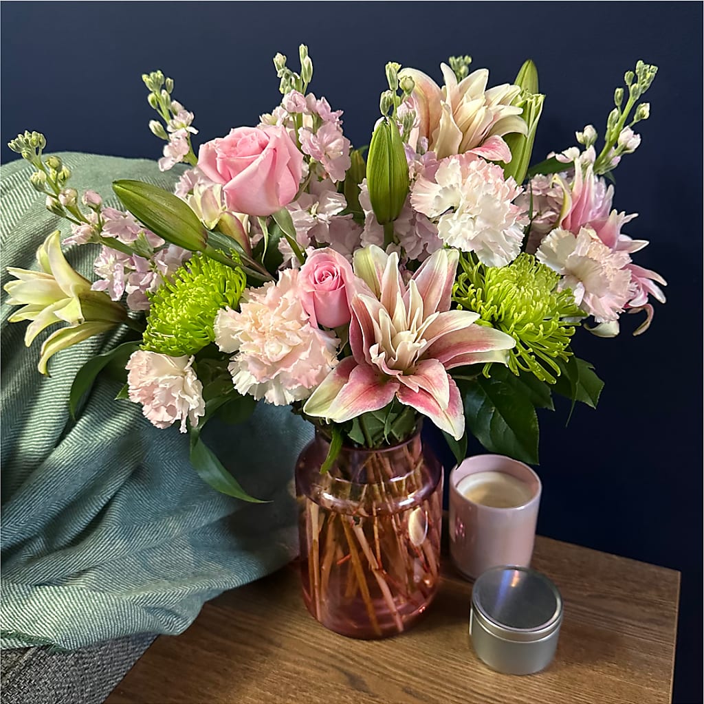 Pretty in Pink Bouquet – Garden Of Eden Florist Inc, Coplay PA