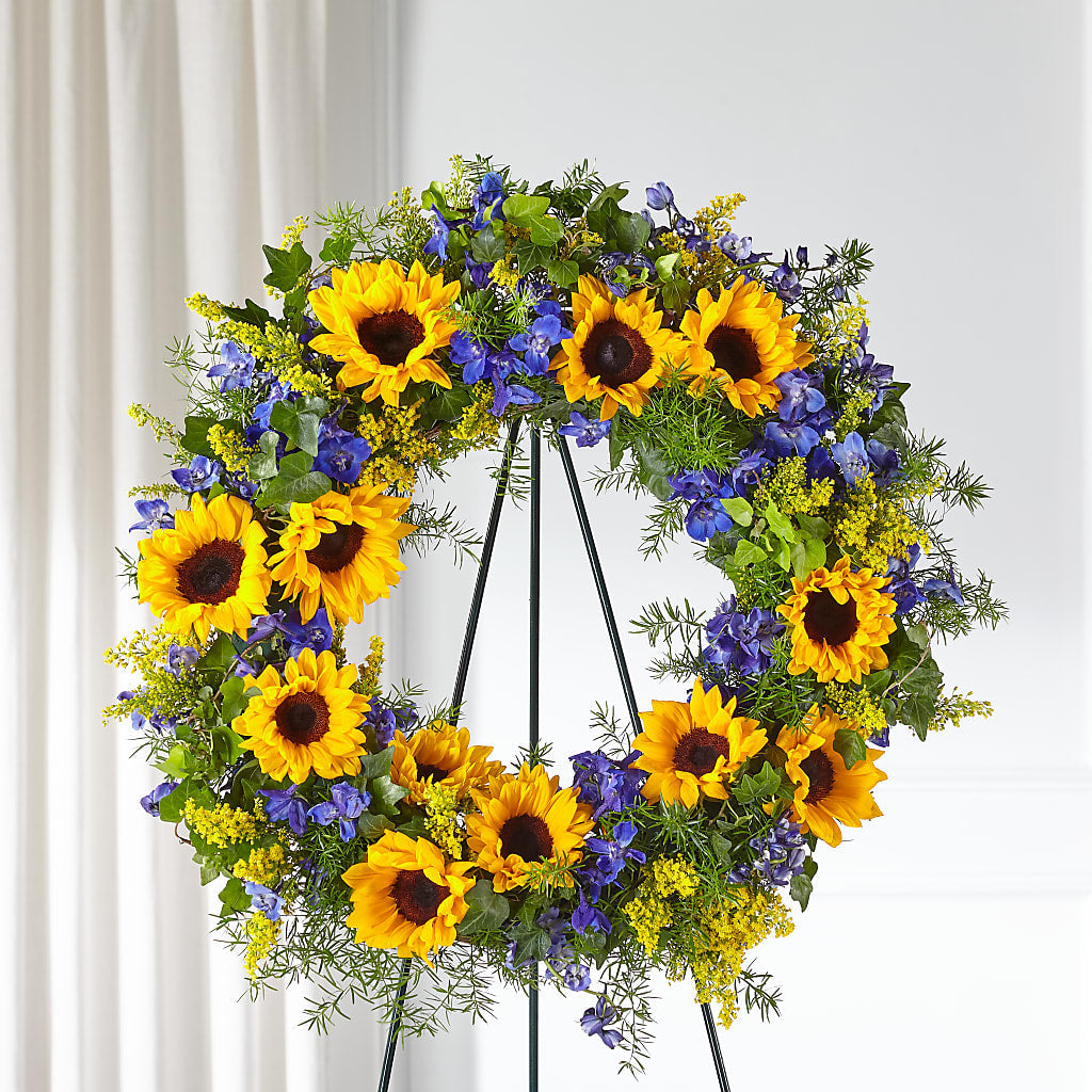 Bright Rays Wreath – Garden Of Eden Florist Inc, Coplay PA