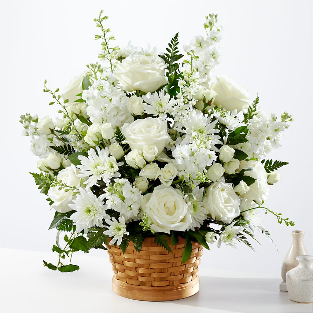 Heartfelt Condolences Arrangement – Garden Of Eden Florist Inc, Coplay PA