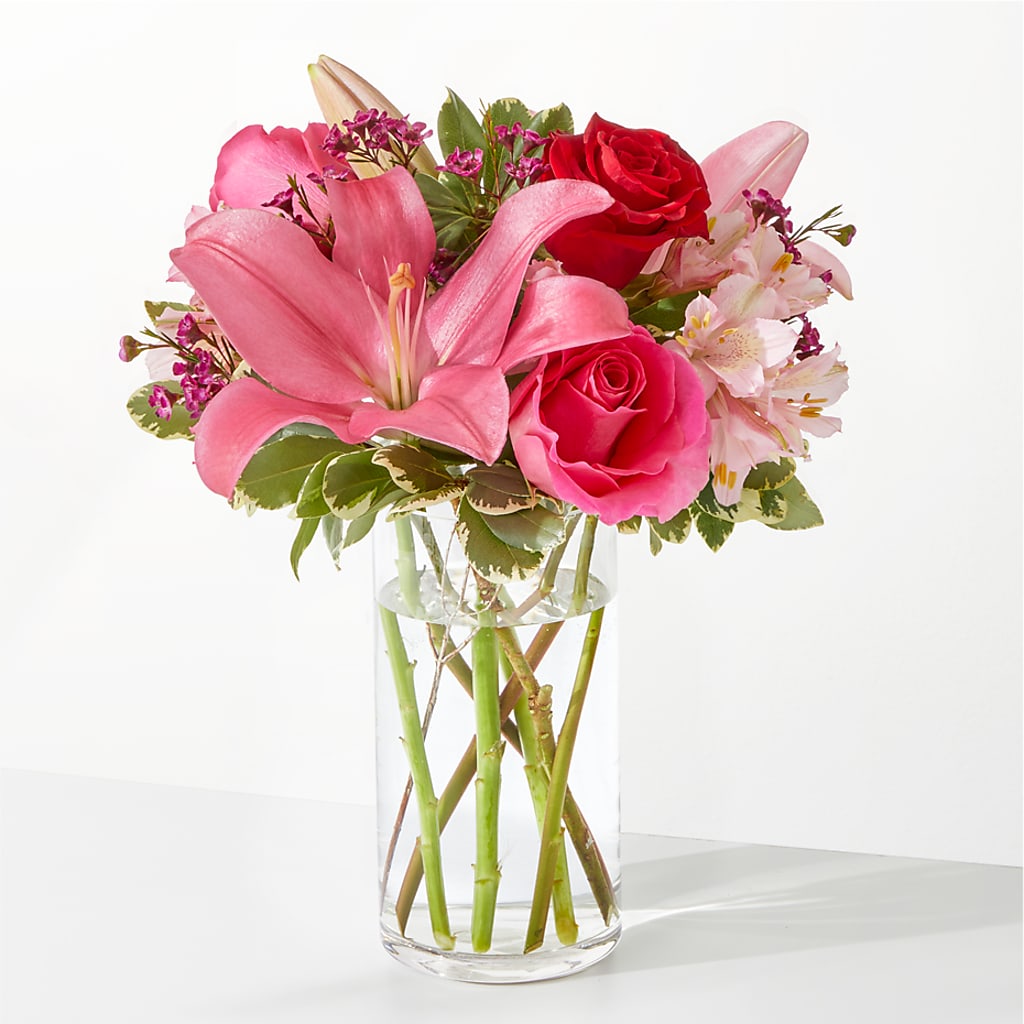 Lucky in Love Bouquet – Garden Of Eden Florist Inc, Coplay PA