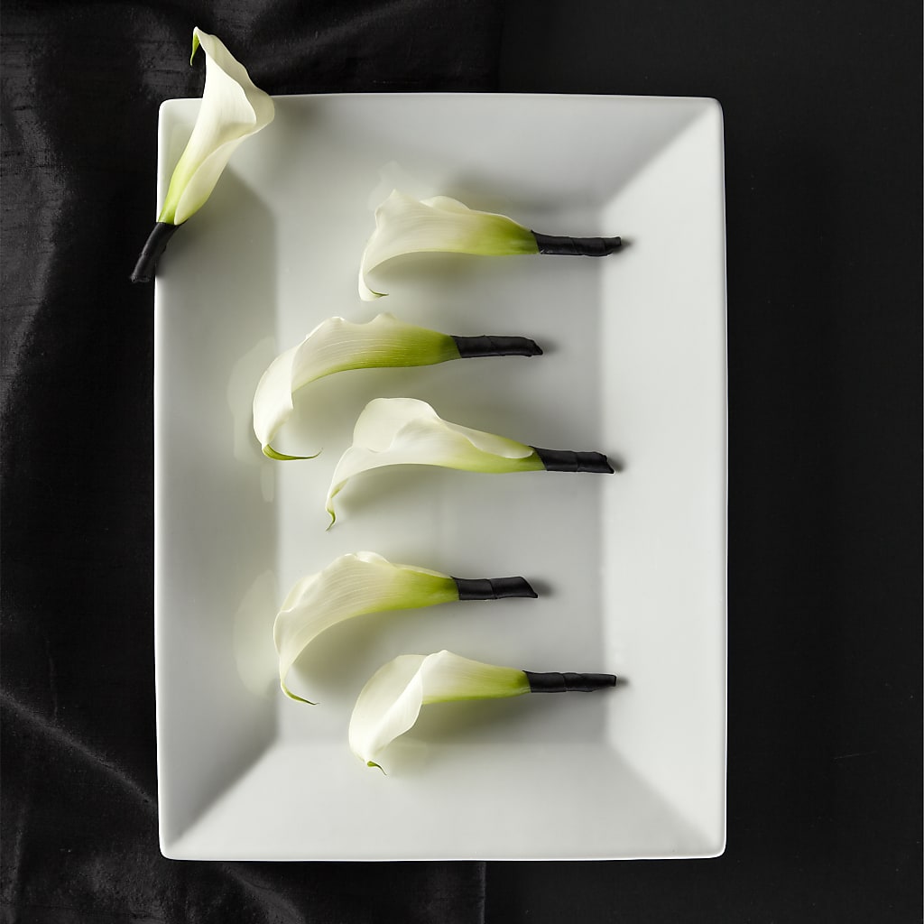 Calla Lily Promise Boutonniere – Garden Of Eden Florist Inc, Coplay PA