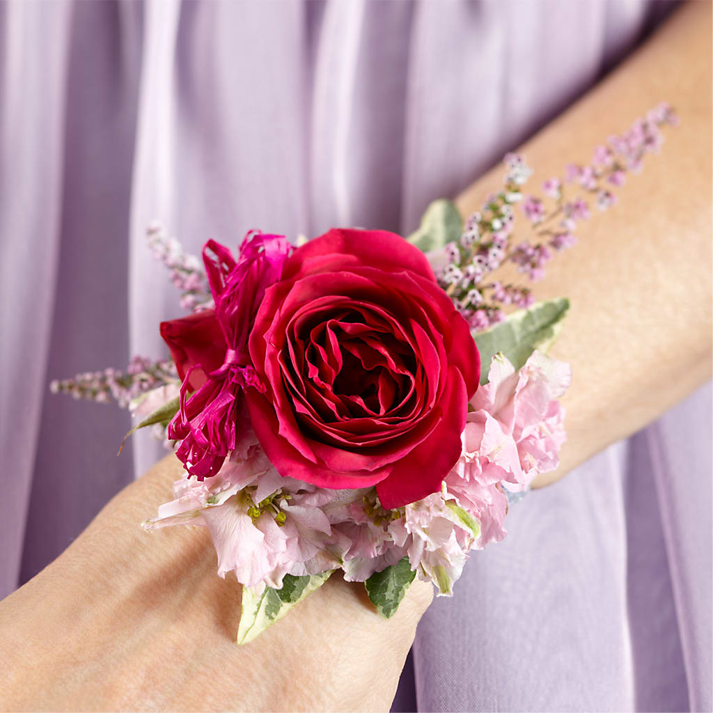Rose Charm Corsage – Garden Of Eden Florist Inc, Coplay PA