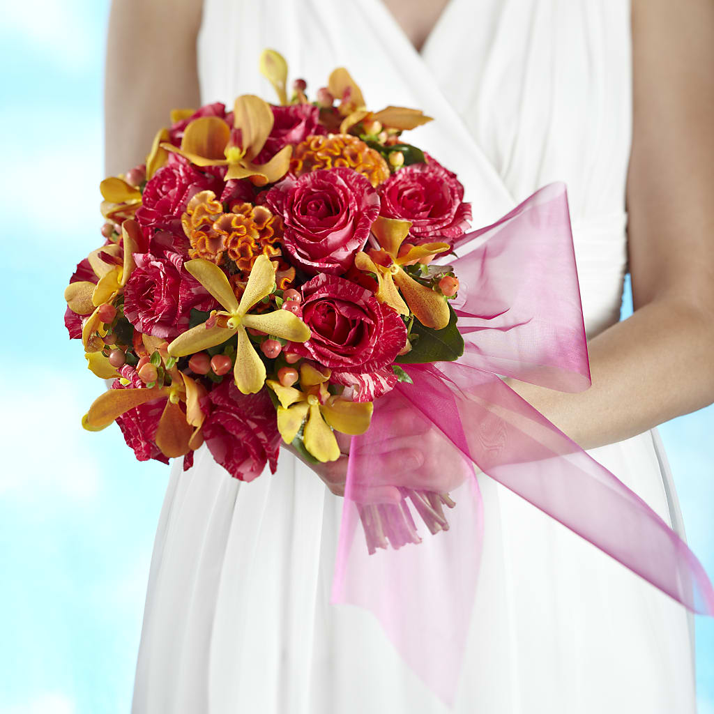 Brilliant Shades of Love Bouquet – Garden Of Eden Florist Inc, Coplay PA