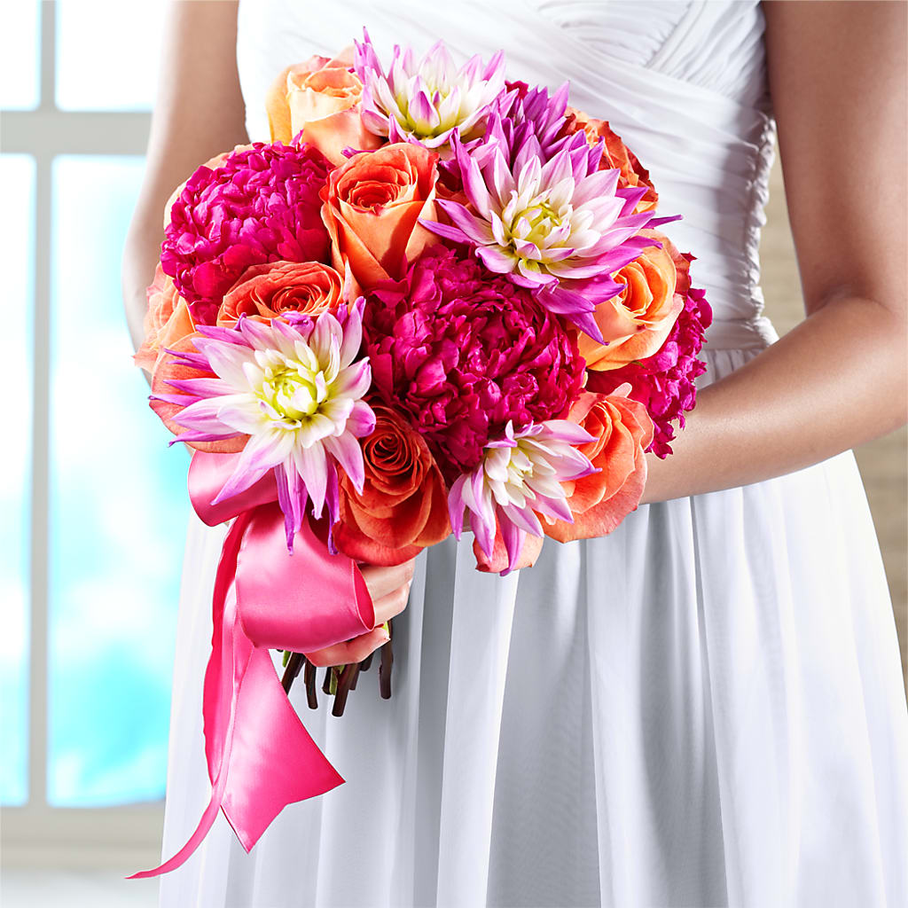 New Love Bouquet – Garden Of Eden Florist Inc, Coplay PA