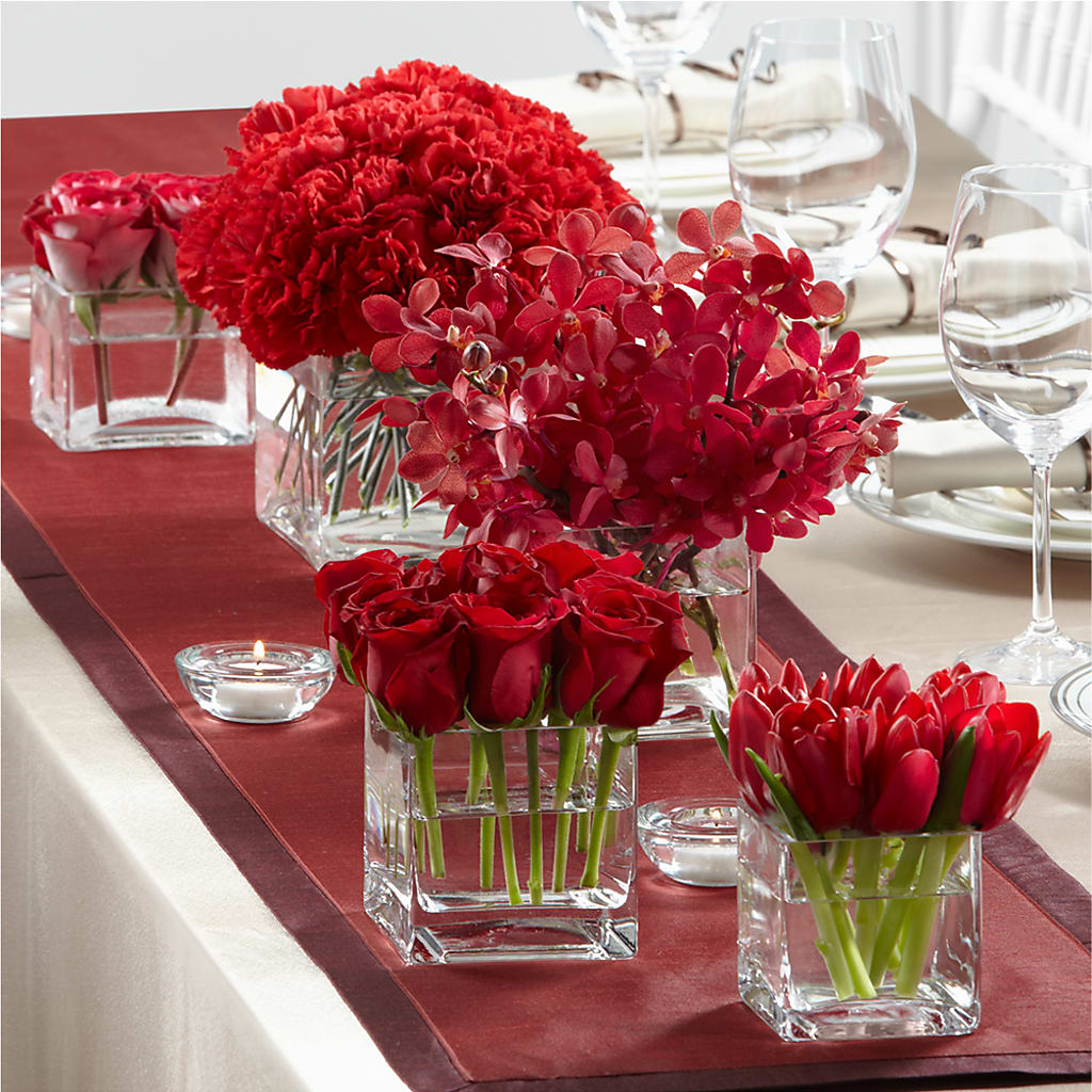 Modern Grace Centerpiece – Garden Of Eden Florist Inc, Coplay PA