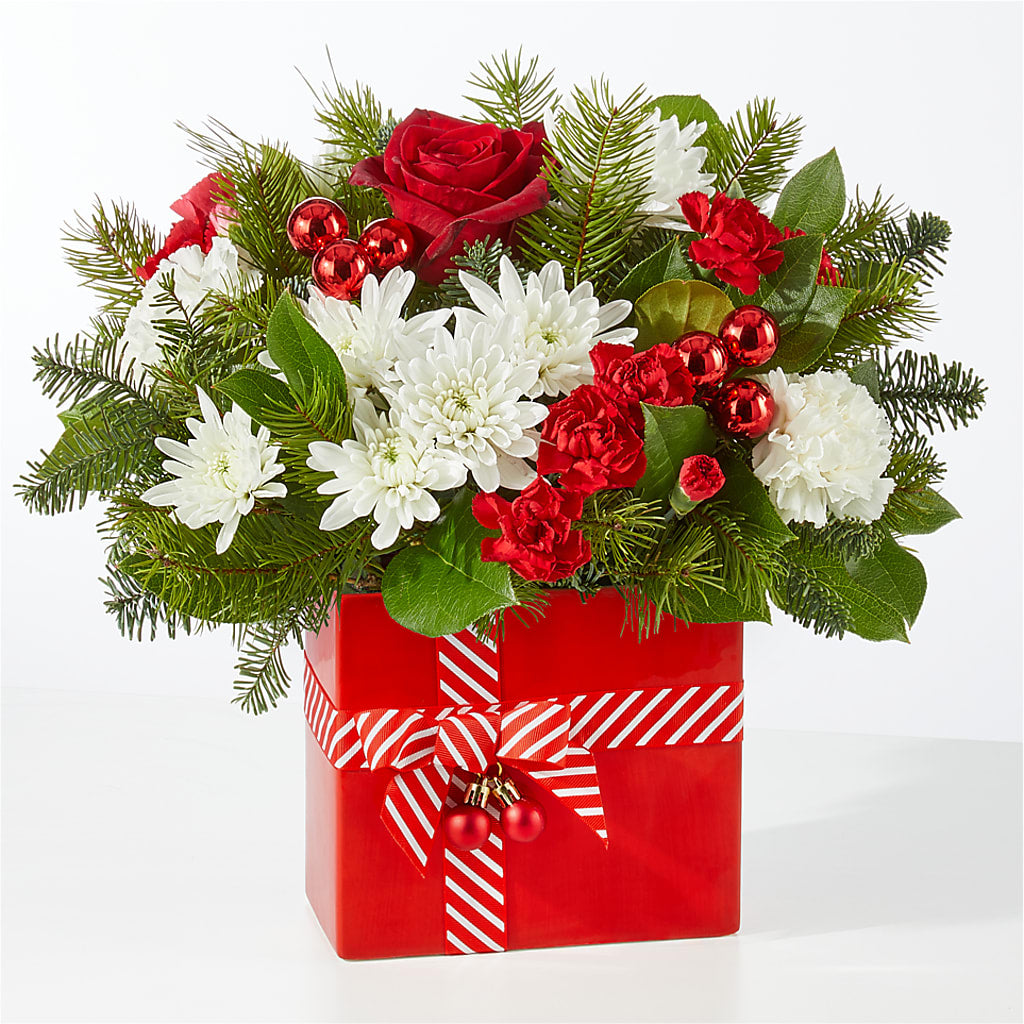 Presents Under the Tree Bouquet –  Garden Of Eden Florist Inc, Coplay PA