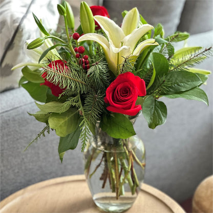 Sparkling Snowflakes Bouquet –  Garden Of Eden Florist Inc, Coplay PA