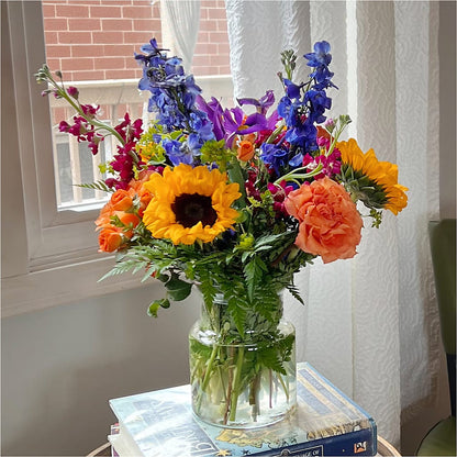 Rays of Life Bouquet –  Garden Of Eden Florist Inc, Coplay PA