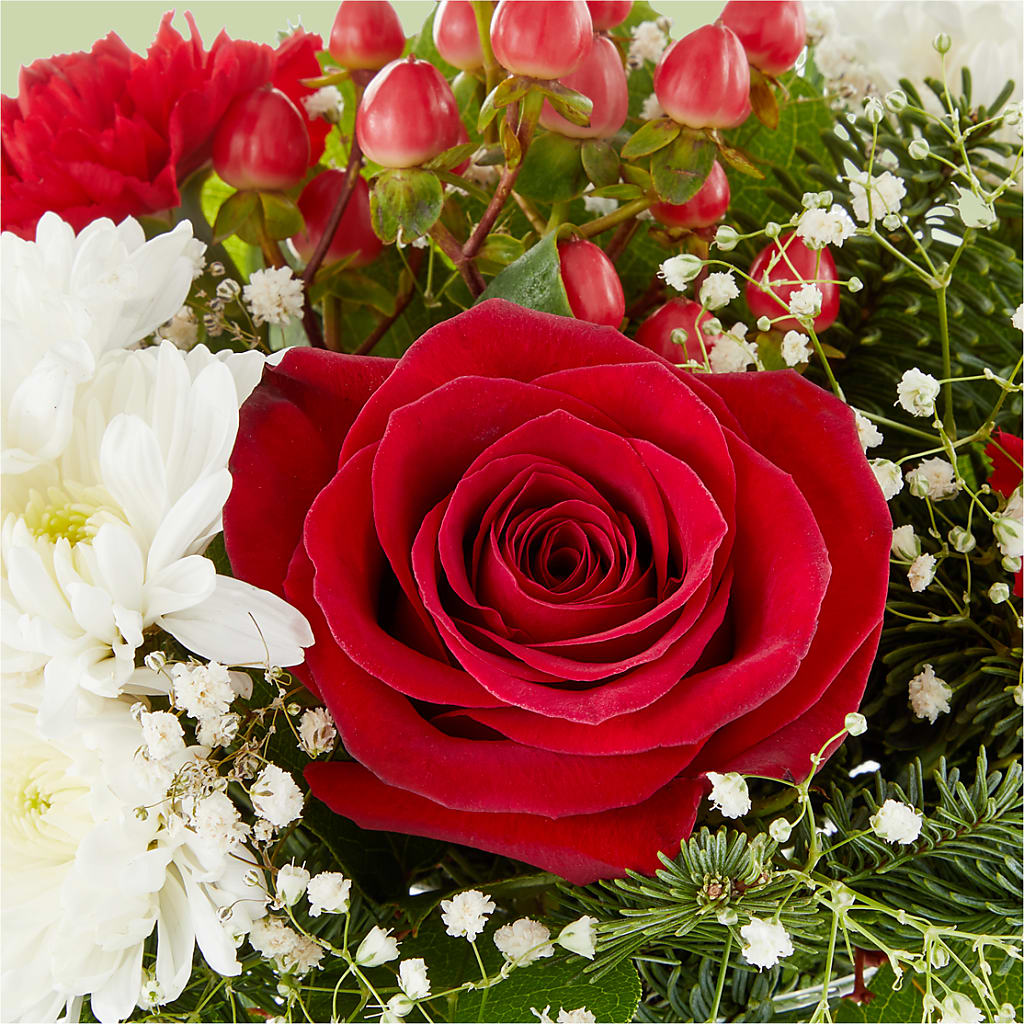Chance of Flurries Bouquet –  Garden Of Eden Florist Inc, Coplay PA