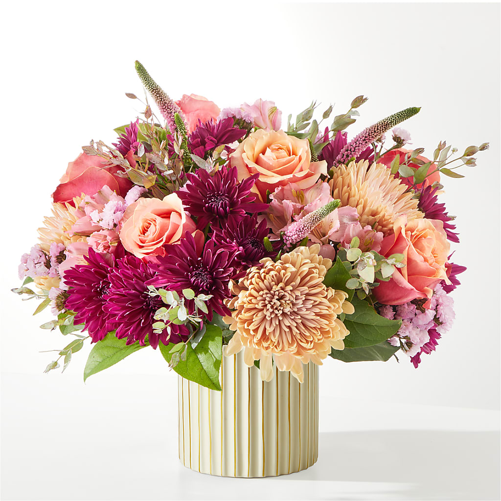 Berry Cobbler Bouquet with Ivory Vase –  Garden Of Eden Florist Inc, Coplay PA
