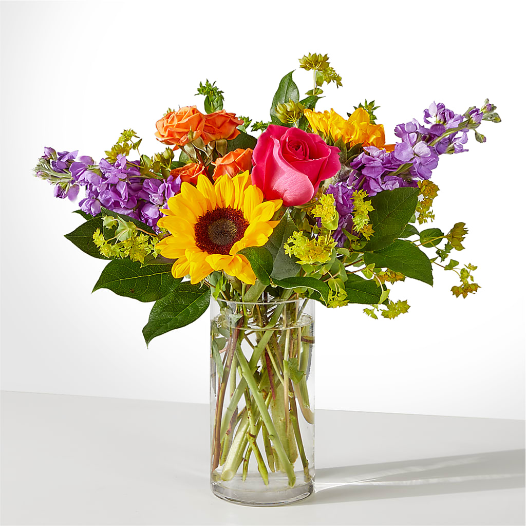Vibrant Greetings Bouquet –  Garden Of Eden Florist Inc, Coplay PA
