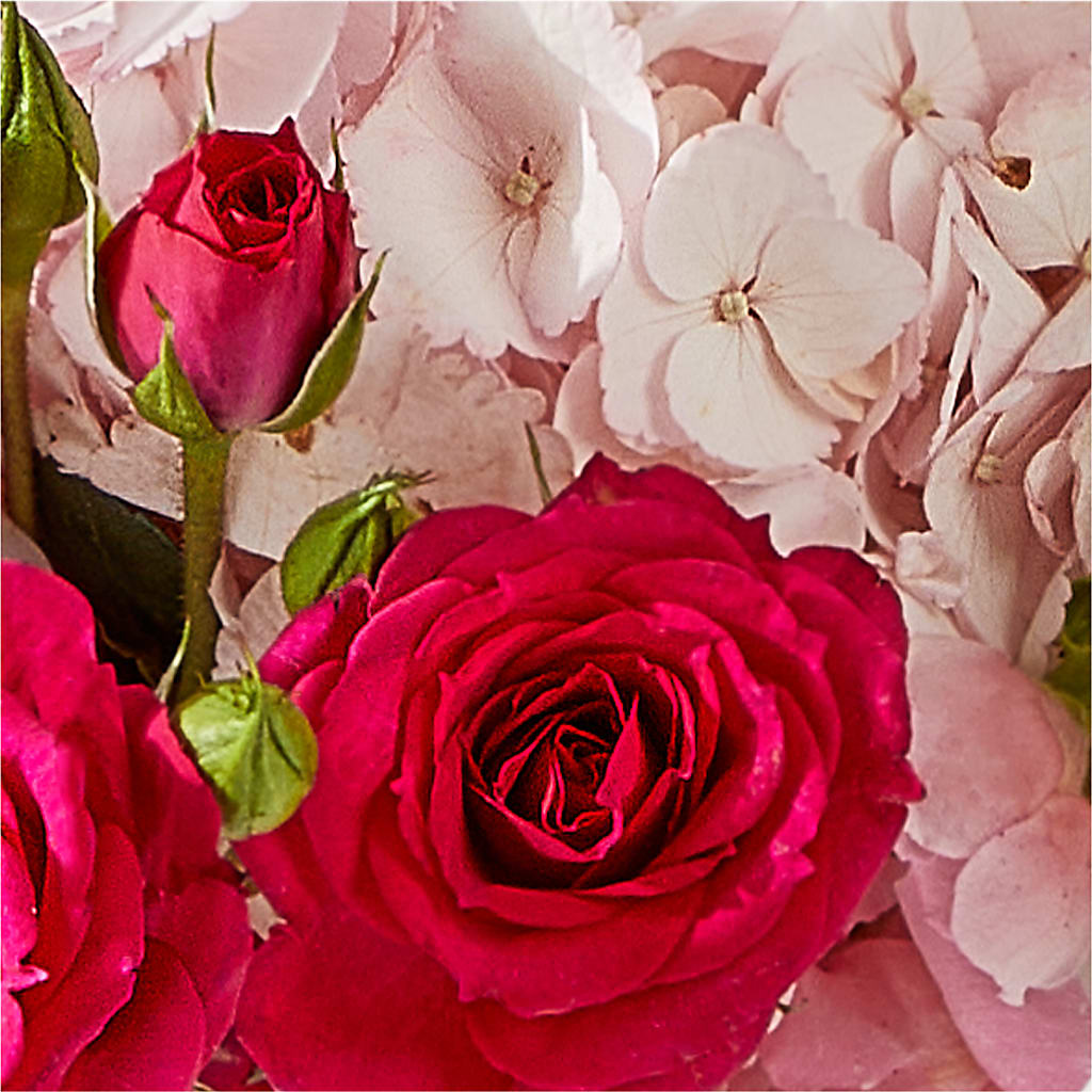 Glitz & Glam Bouquet –  Garden Of Eden Florist Inc, Coplay PA