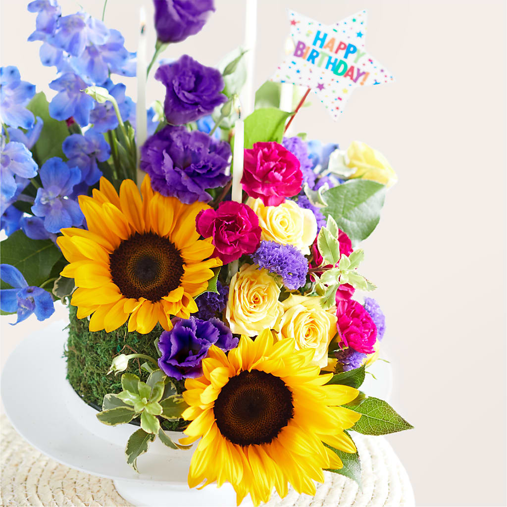 Star of the Day Floral Cake –  Garden Of Eden Florist Inc, Coplay PA