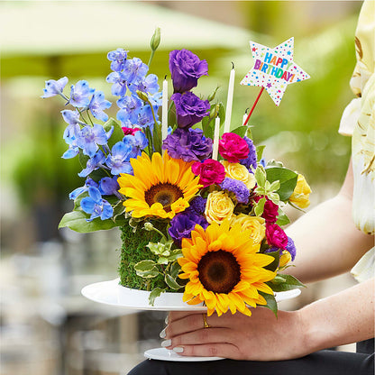Star of the Day Floral Cake –  Garden Of Eden Florist Inc, Coplay PA